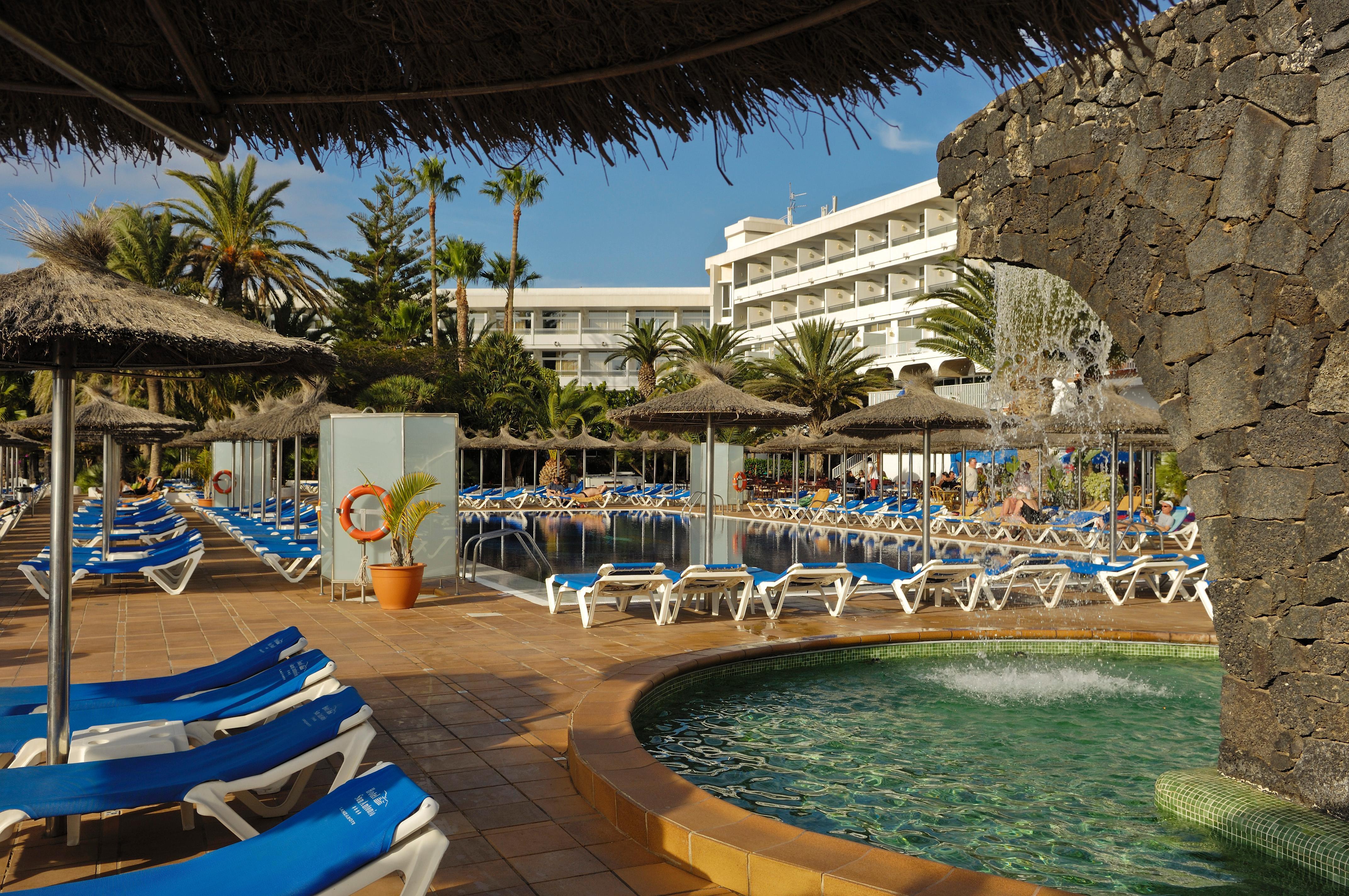 Vik Hotel San Antonio Puerto del Carmen  Luaran gambar