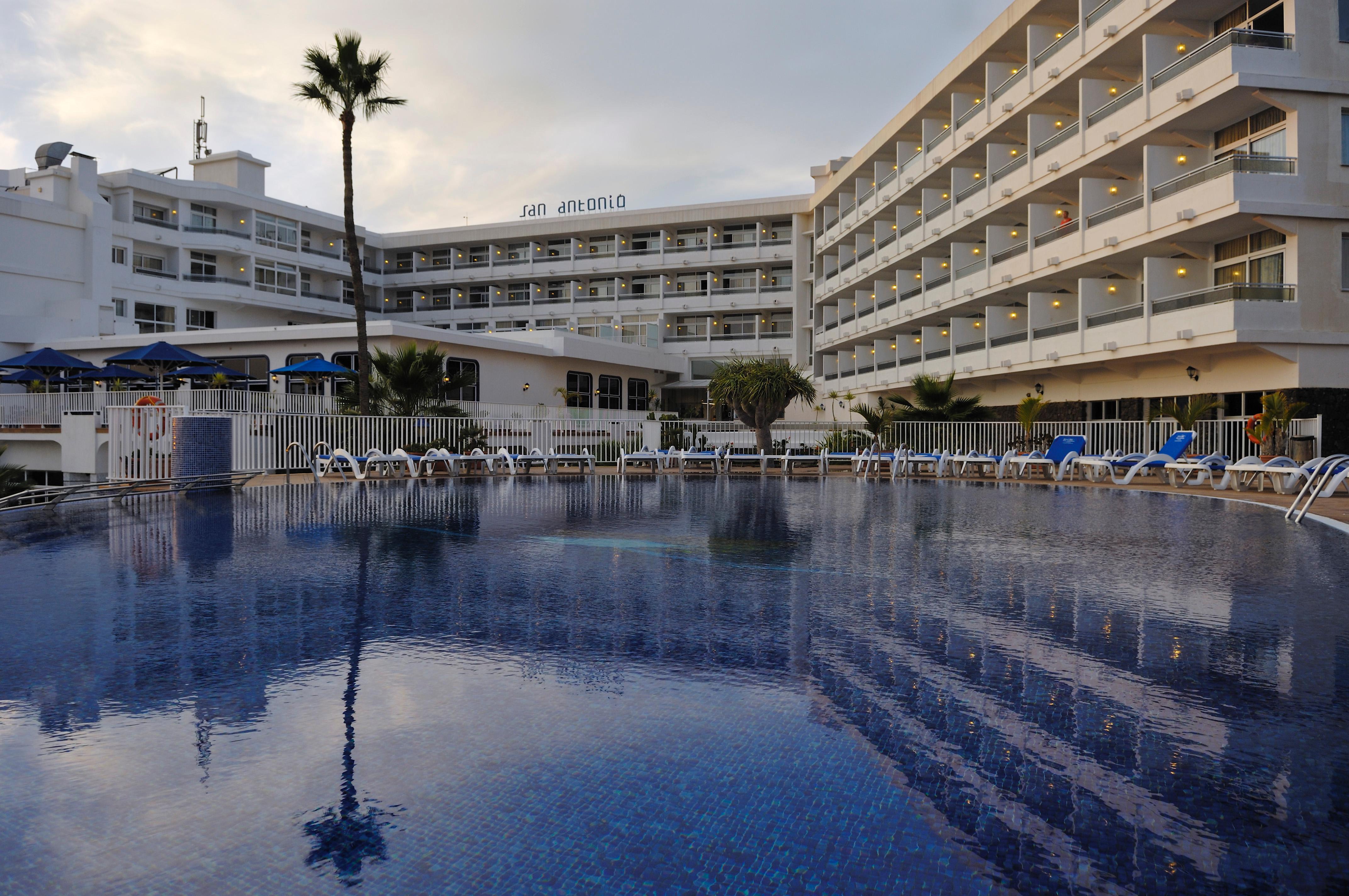 Vik Hotel San Antonio Puerto del Carmen  Luaran gambar
